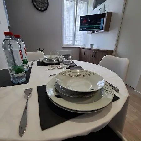 Renove 4* Pour 2 Personnes Avec Wifi Et Parking A - Fr-1-589-412 *